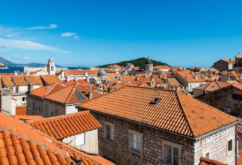 バス共有のスタンダードルーム, Rooms Kisic