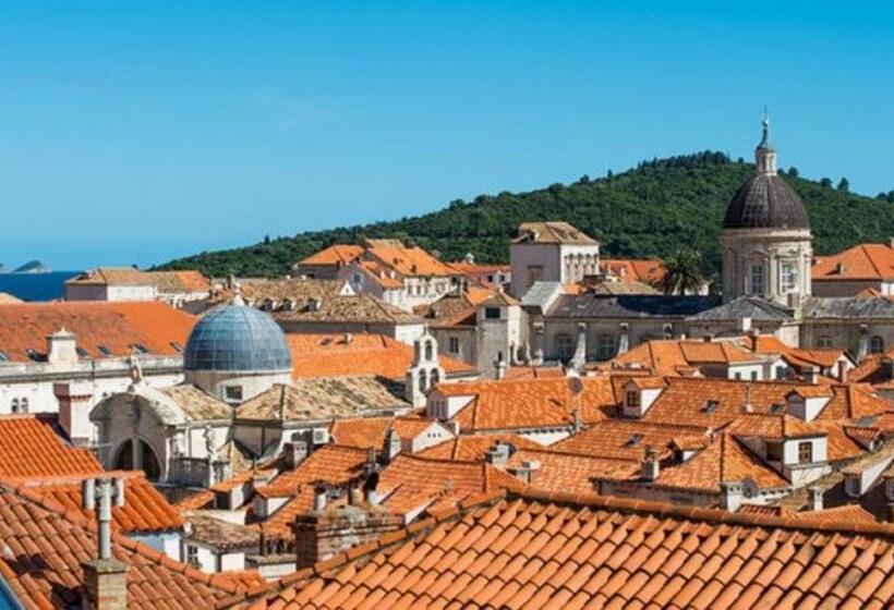 バス共有のスタンダードルーム, Rooms Kisic