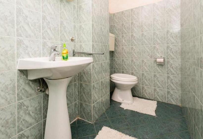 バス共有のスタンダードルーム, Rooms Kisic