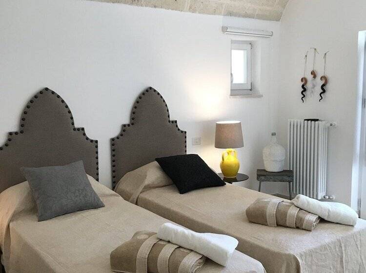 اتاق لوکس, Trulli Pietraverde Guest House