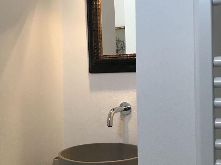 سوییت لوکس, Trulli Pietraverde Guest House