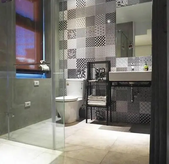 اتاق استاندارد, 小小邸 Small