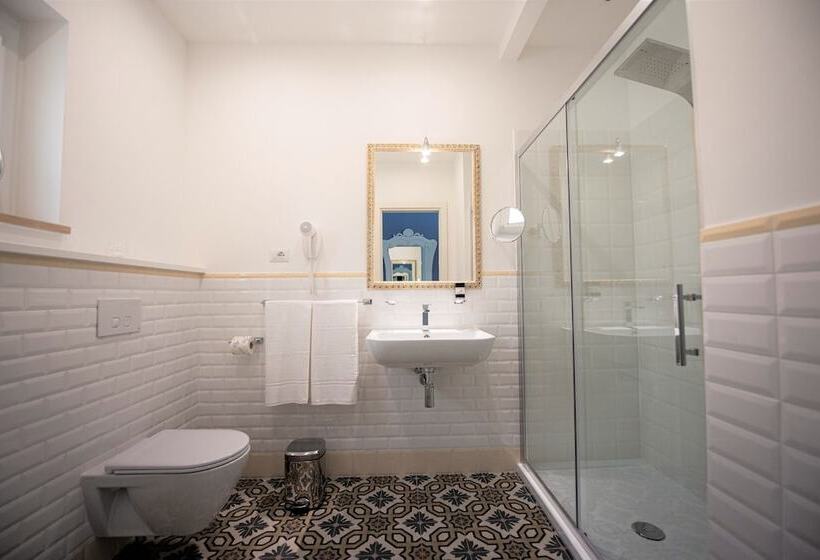 スーペリアールーム, Sui Generis Tropea Luxury Rooms