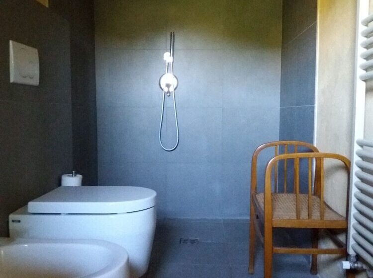 סוויטת ג'וניור, Cardaneto B&b