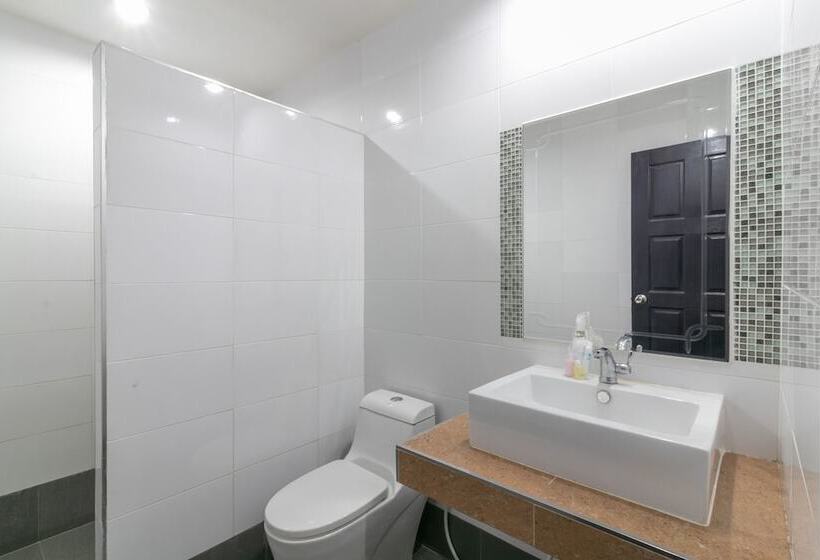 غرفة قياسية, Chaiyo Resort