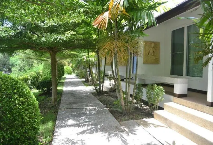 デラックスルーム, Chaiyo Resort