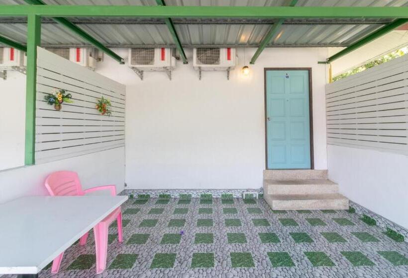 غرفة قياسية, Chaiyo Resort