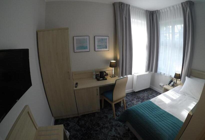 اتاق استاندارد یک نفره, Eureka