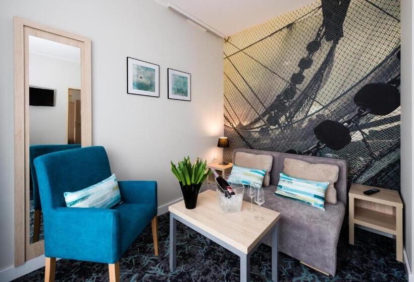 Family Suite, Eureka