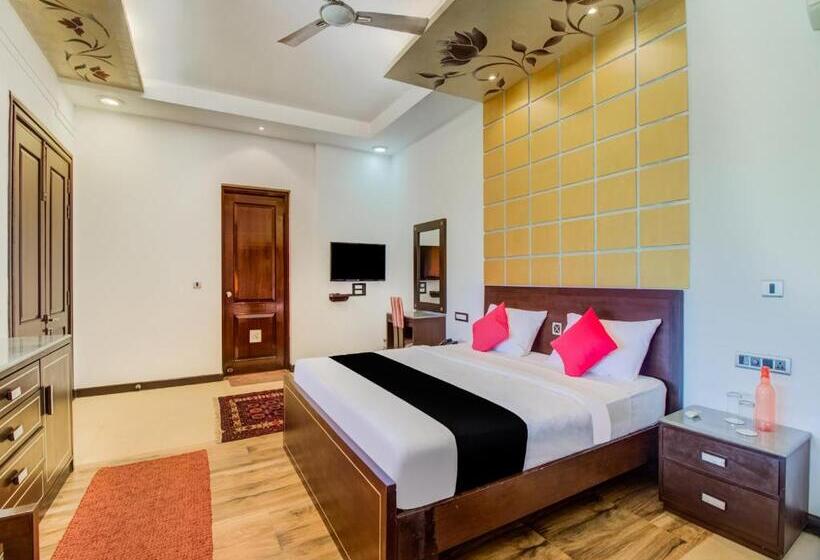 Номер Deluxe Кровать Кинг, La Papa Resort