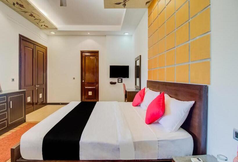 带大床的豪华间, La Papa Resort