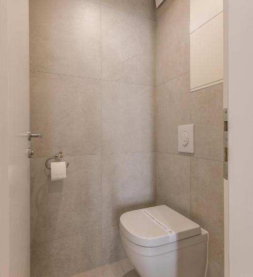 Quarto Deluxe com Sacada, Sperone