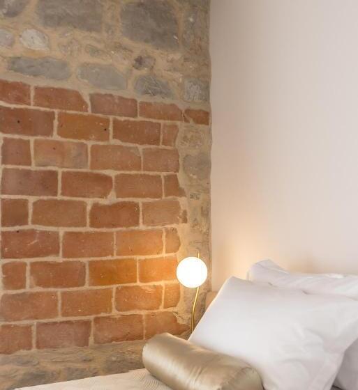 Quarto Basic, Sperone