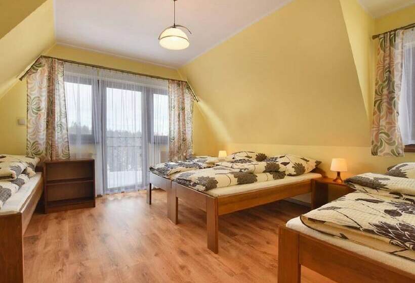 اتاق استاندارد سه نفره, U Pawlikowskich