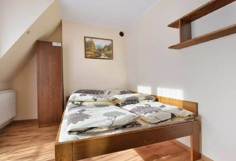 اتاق استاندارد سه نفره, U Pawlikowskich