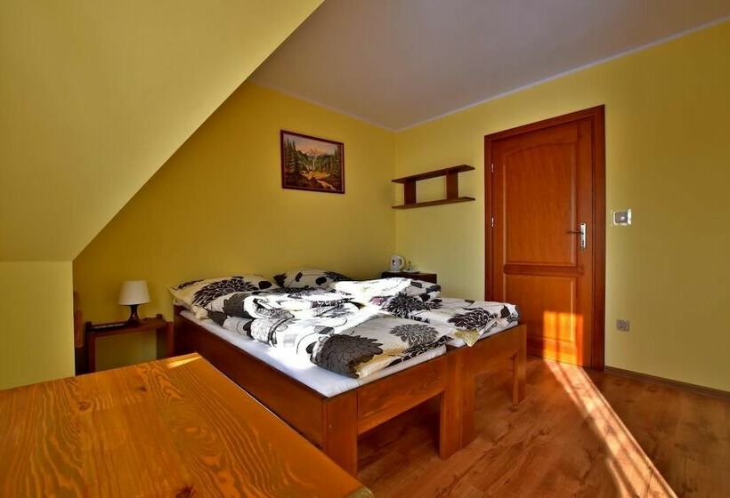 اتاق استاندارد سه نفره, U Pawlikowskich