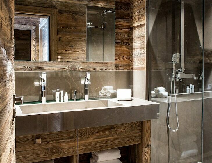 クラシックマウンテンビュールーム, Le Refuge De La Traye