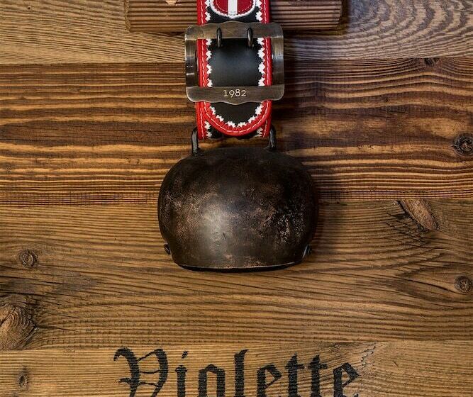 クラシックマウンテンビュールーム, Le Refuge De La Traye