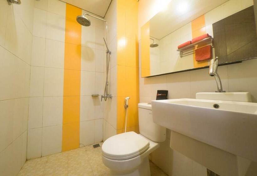 Номер Стандарт, Reddoorz Plus Near Universitas Negeri Makassar 2