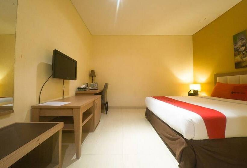 Номер Стандарт, Reddoorz Plus Near Universitas Negeri Makassar 2