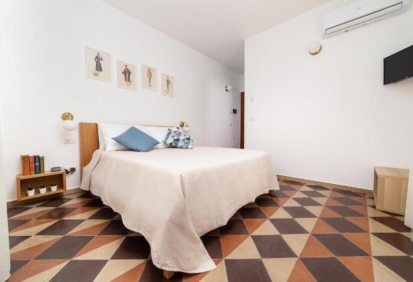 스탠다드 발코니 룸, Santaló B&b