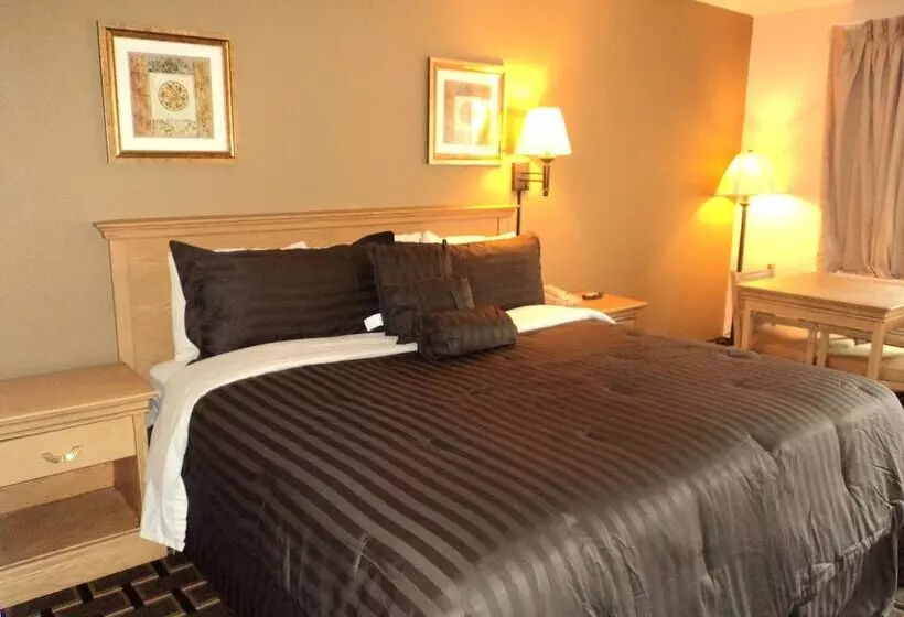 ２ダブルベッドのスタンダードルーム, Americas Best Value Inn Near Downtown Nashville