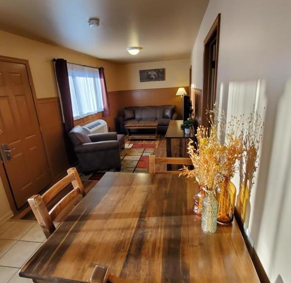 Люкс Повышенной Комфортности, Bayside Resort, Lake George Ny