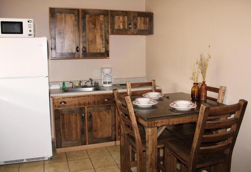 Люкс Повышенной Комфортности, Bayside Resort, Lake George Ny