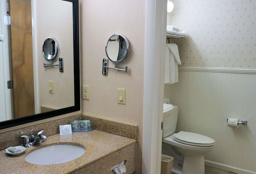 غرفة قياسية سرير مزدوج, Best Western Chincoteague Island