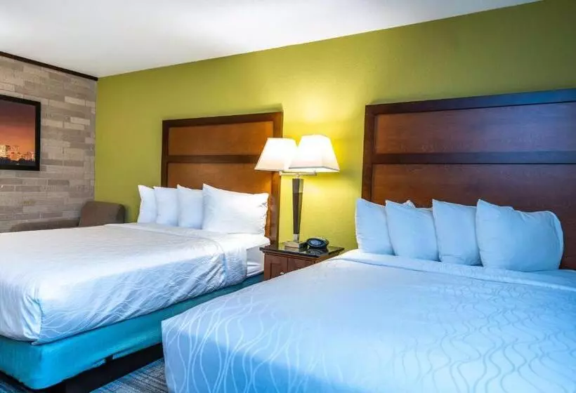 Standard-invahuone, Best Western Plus Houston Energy Corridor
