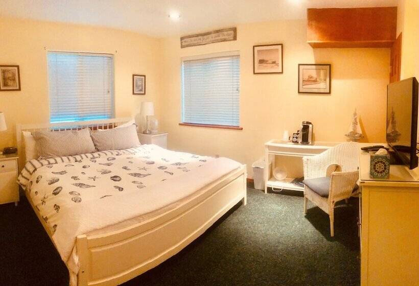 标准间带双人床, Driftwood Inn