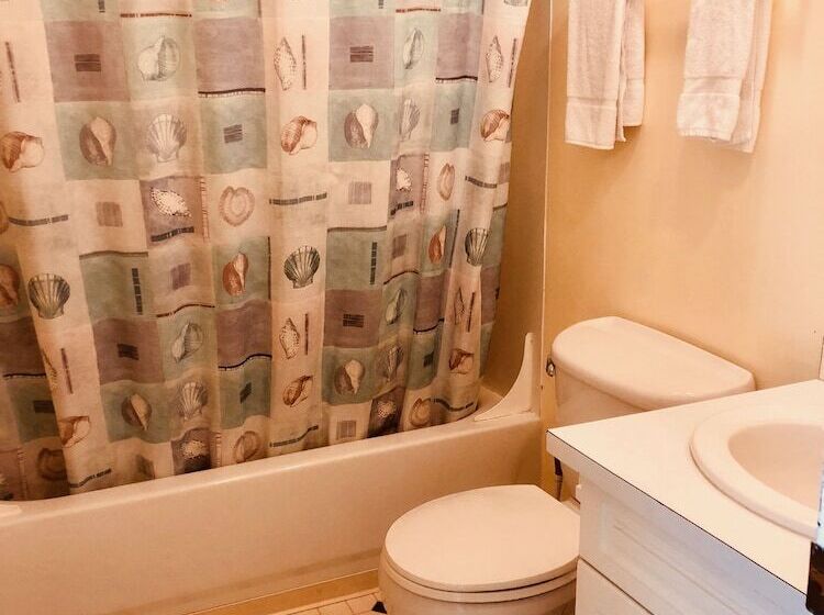 带2个卧室的套房, Driftwood Inn
