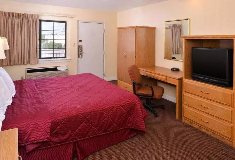 キングサイズベッドのスタンダードルーム, Executive Inn