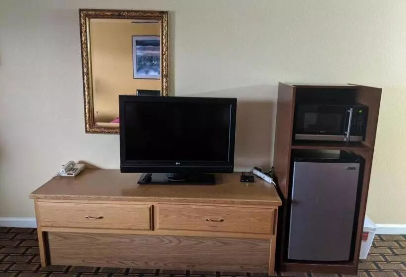 キングサイズベッドのスタンダードルーム, Executive Inn
