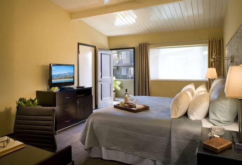 غرفة سوبيريور, Inn At East Beach