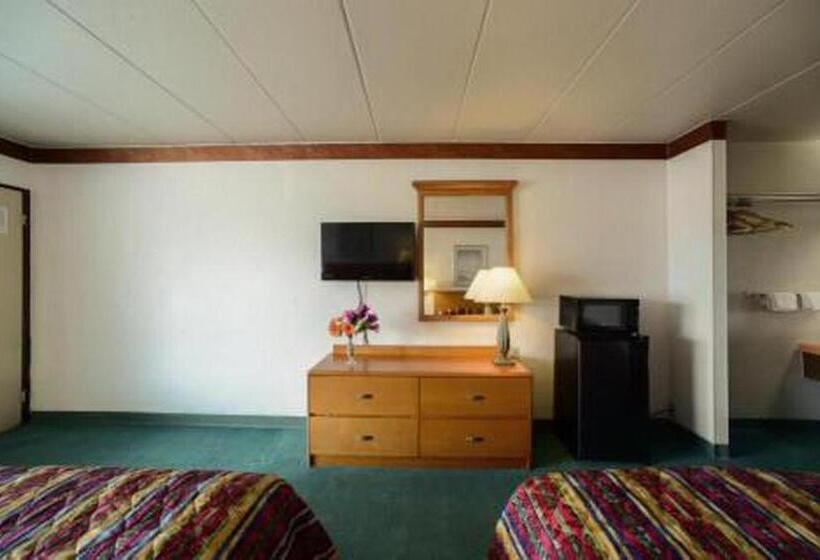 חדר סופריור לארבעה, Loyalty Inn Maryville