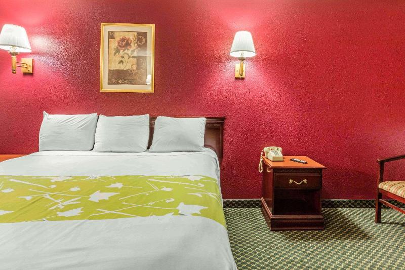 Стандартный Номер Кровать Кинг, Rodeway Inn Prattville I65