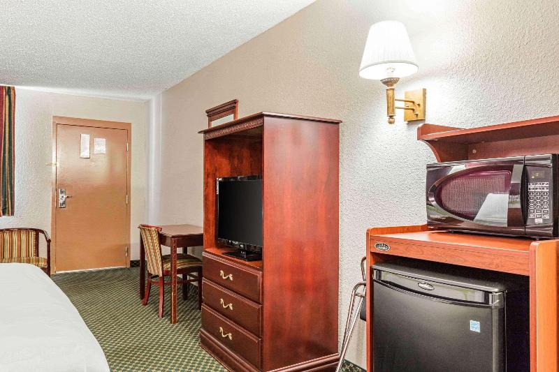 Стандартный Номер Кровать Кинг, Rodeway Inn Prattville I65