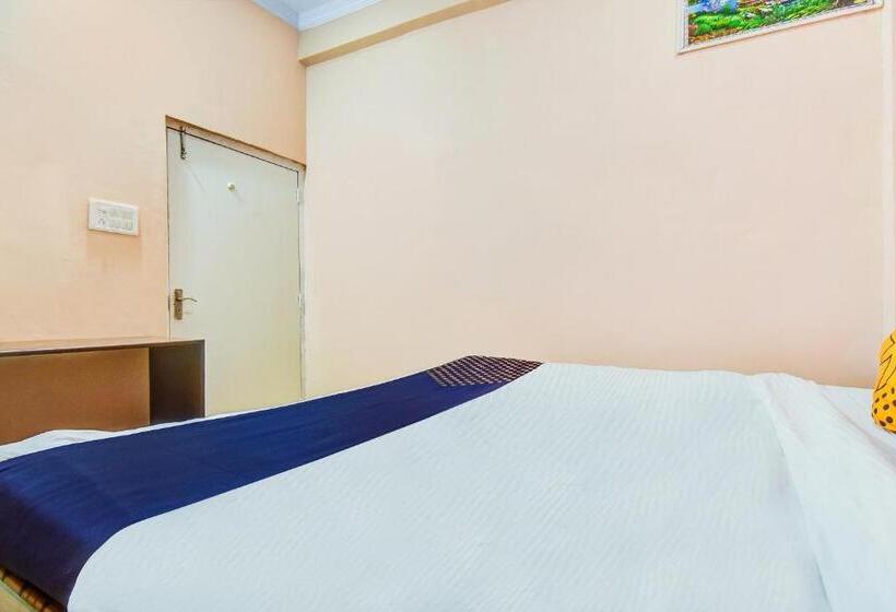 اتاق کلاسیک سه تخته, Spot On Mangalam Guest House