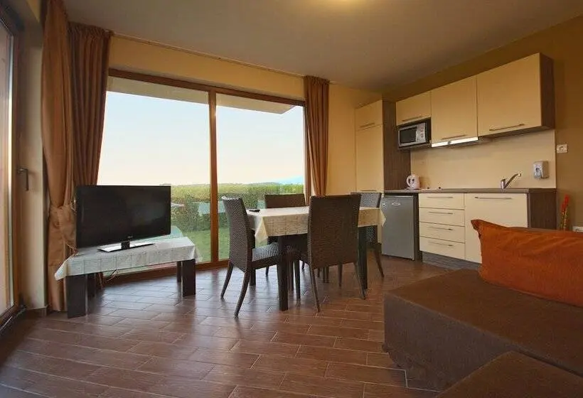 آپارتمان 2 خوابه با چشم‌انداز دریا, Seagarden Villa Resort