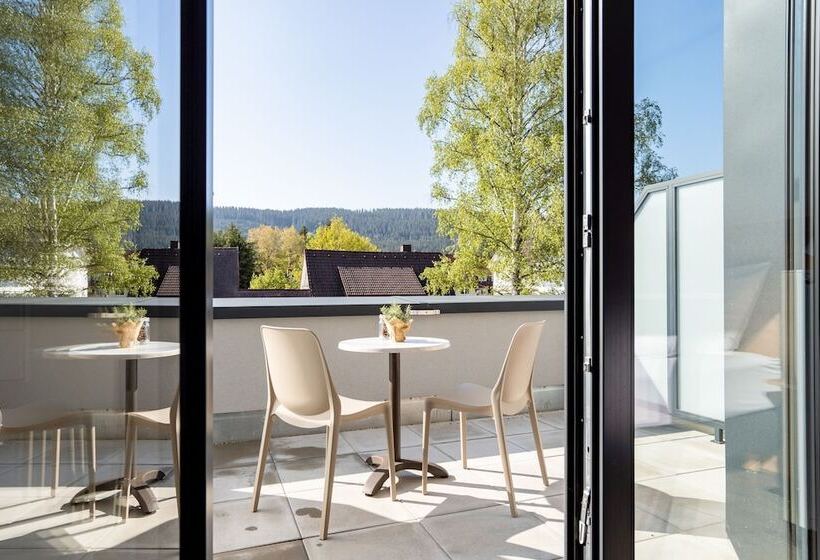 Quarto deluxe, Coucou Hotel & Kuckucks Stube