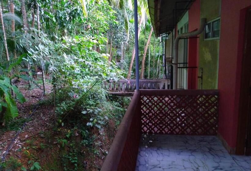 スタンダードルーム, Shastri Guest House