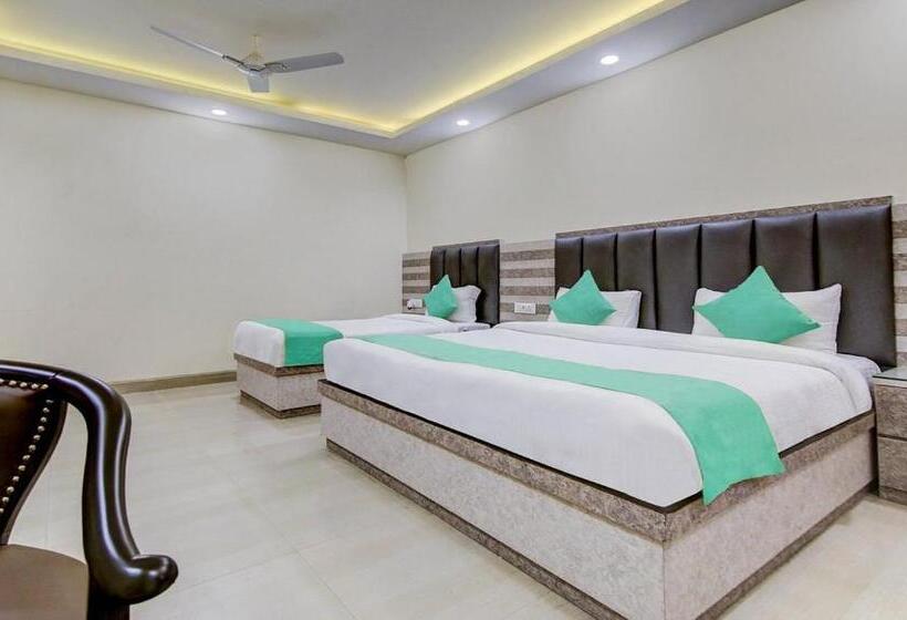 Трехместный Номер Deluxe, Mahajan International, Delhi Airport