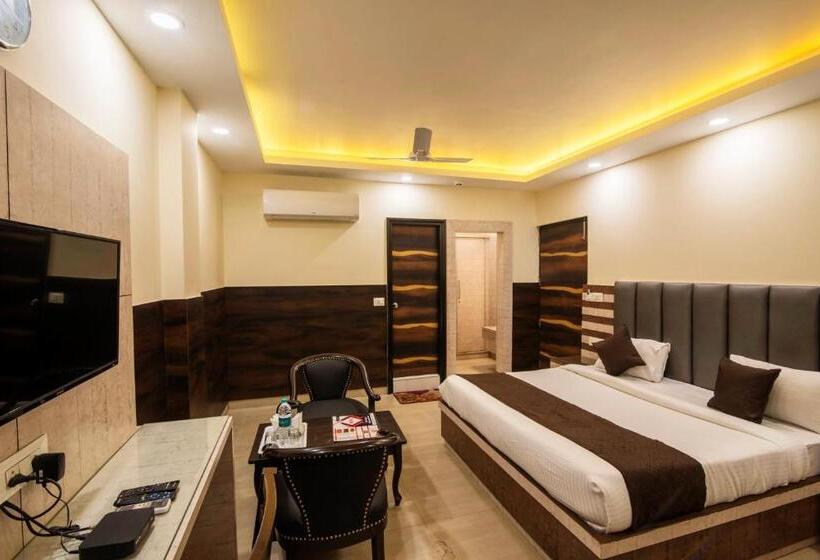 غرفة ديلوكس ثلاثية, Mahajan International, Delhi Airport