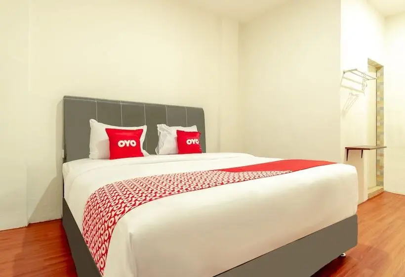 デラックスルーム, Collection O Medan City Near Rsud Dr Pirngadi Formerly Tmj Guest House