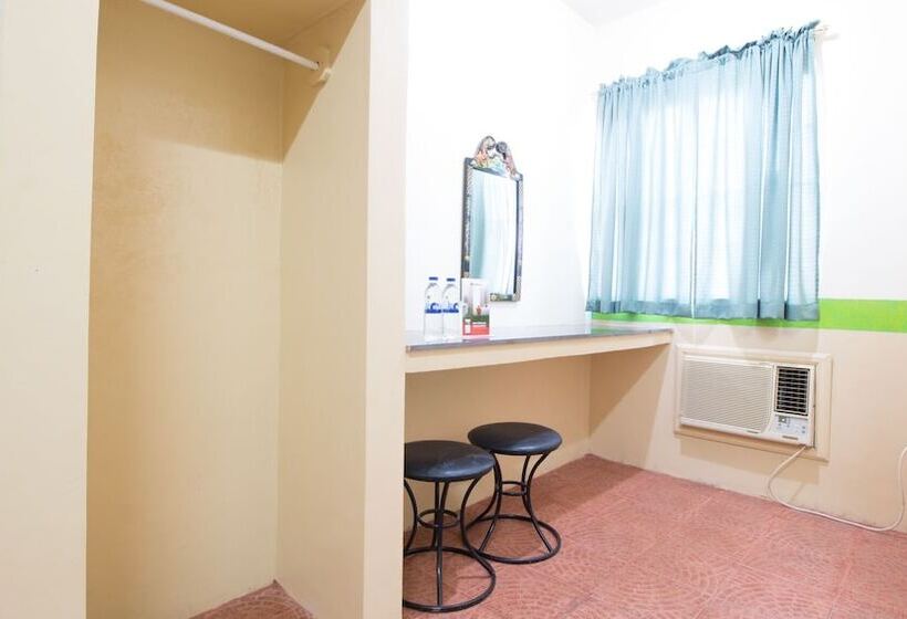 패밀리 룸, Reddoorz At Praferosa Resort Hotel Calamba