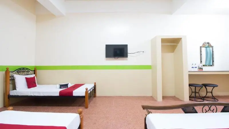 Perhehuone, Reddoorz At Praferosa Resort Hotel Calamba