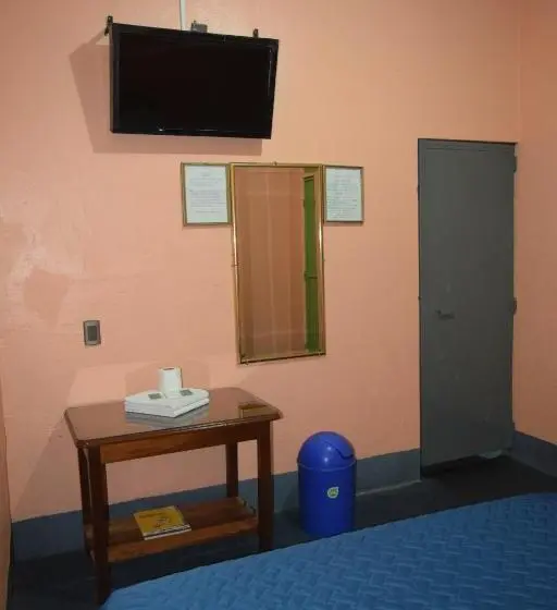اتاق اکونومی, Asunción