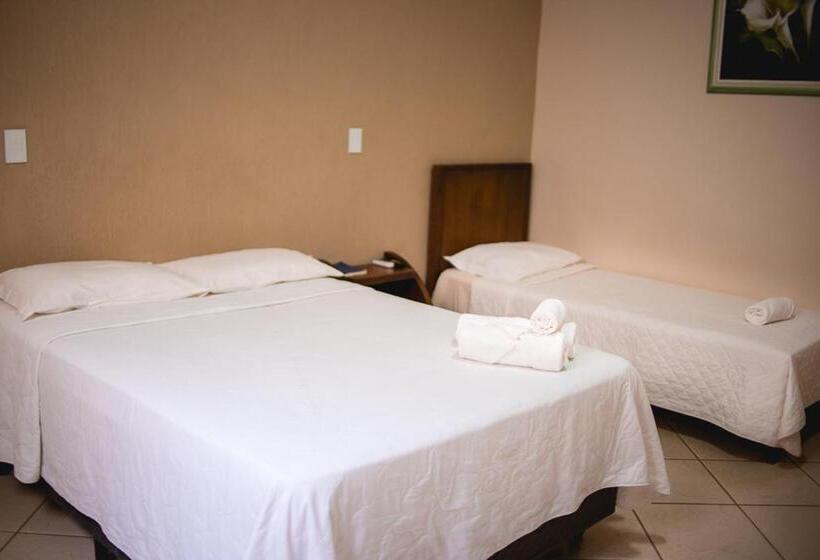 スタンダードトリプルルーム, Casa Grande