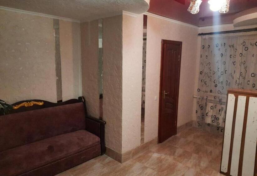 اتاق لوکس, хостел готель колізей